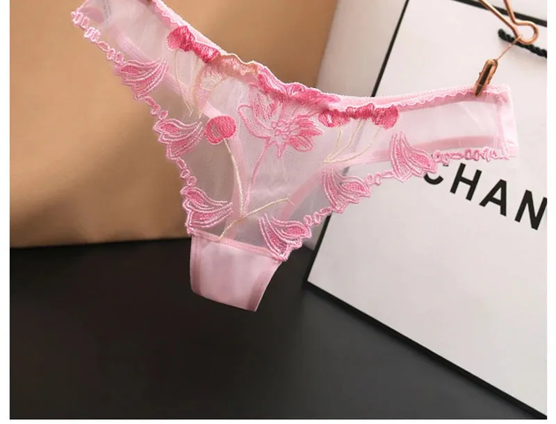 Feminine Floral Embroidery Underwear Ultra-thin Transparent Comfortable Thong Sexy Lace Underwear Low Waist Sexy Thong