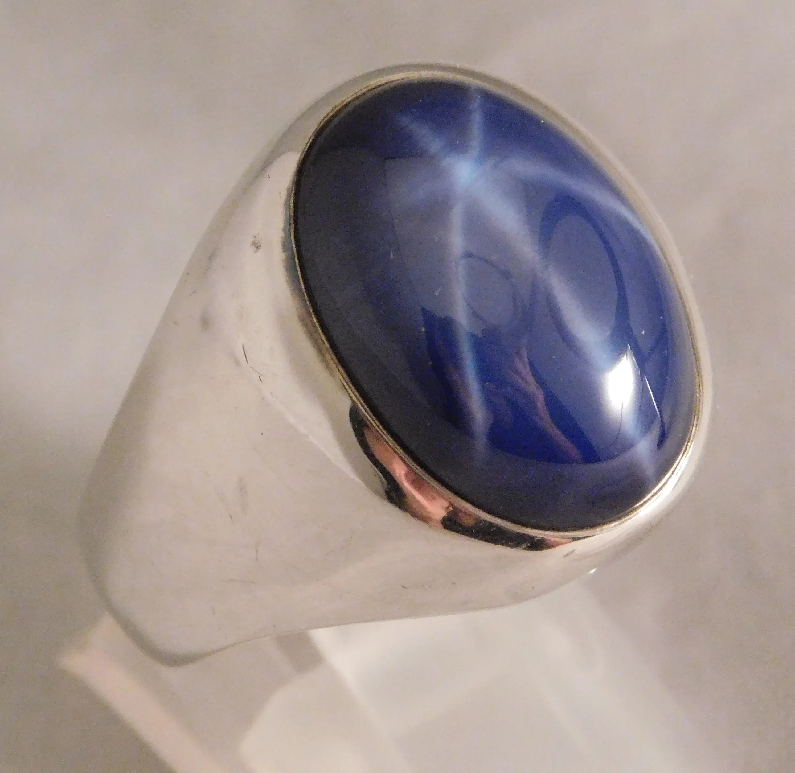 Linde Blue Star Sapphire 16 Carat .925 Sterling Silver Oval Mens Ring....Size 10